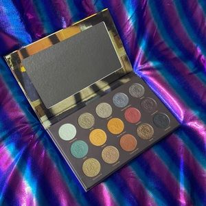 Nomad Berlin Underground Palette